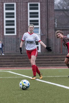 Bild 340 - B-Juniorinnen Walddoerfer - St.Pauli : Ergebnis: 4:1
